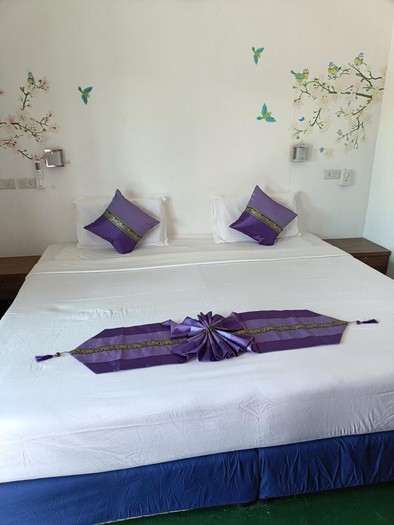 Mumzai House Apartment Ko Mook Bagian luar foto